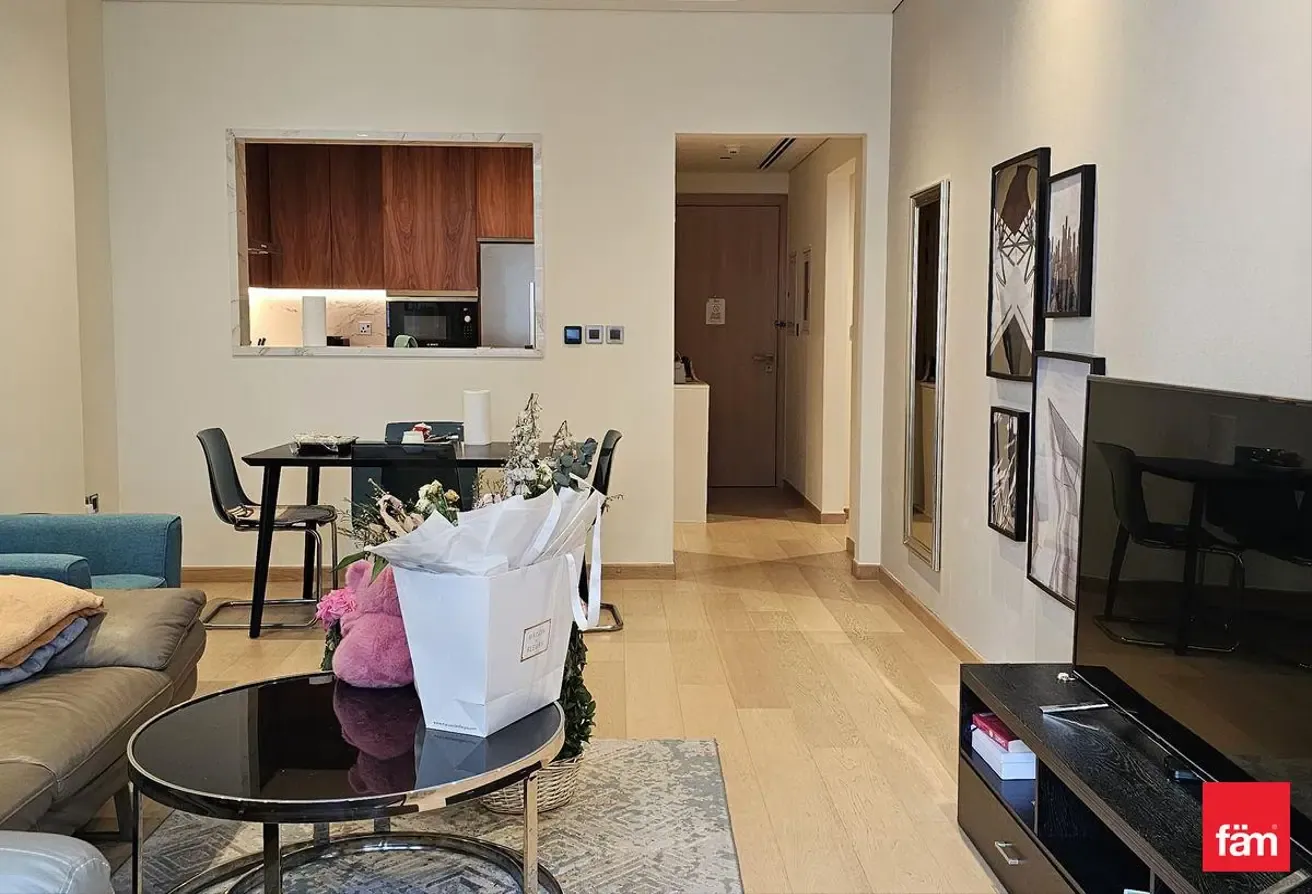 Big Layout | Furnished | Great View | Ready