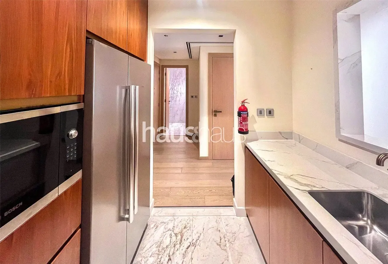Fully Furnished | Burj View | Multiple Cheques