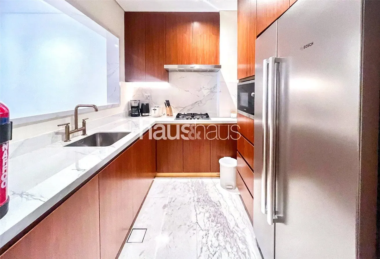 Fully Furnished | Burj View | Multiple Cheques