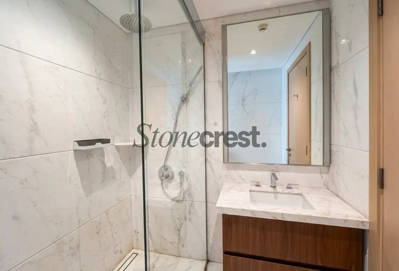 Urban Chic | 1-Bedroom | City and Skyline Views