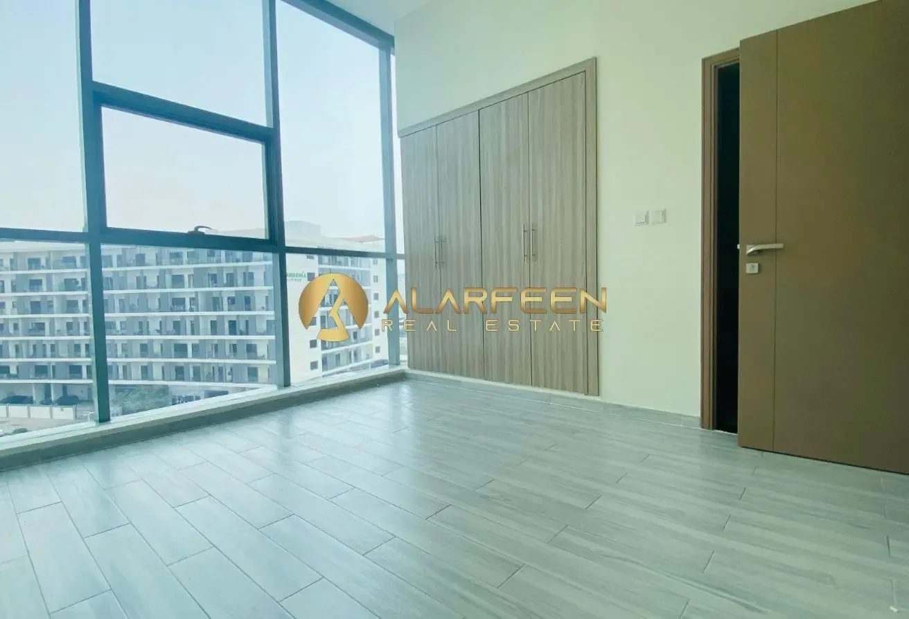 Bright & Airy 2 BR | Spacious | Great Amenities