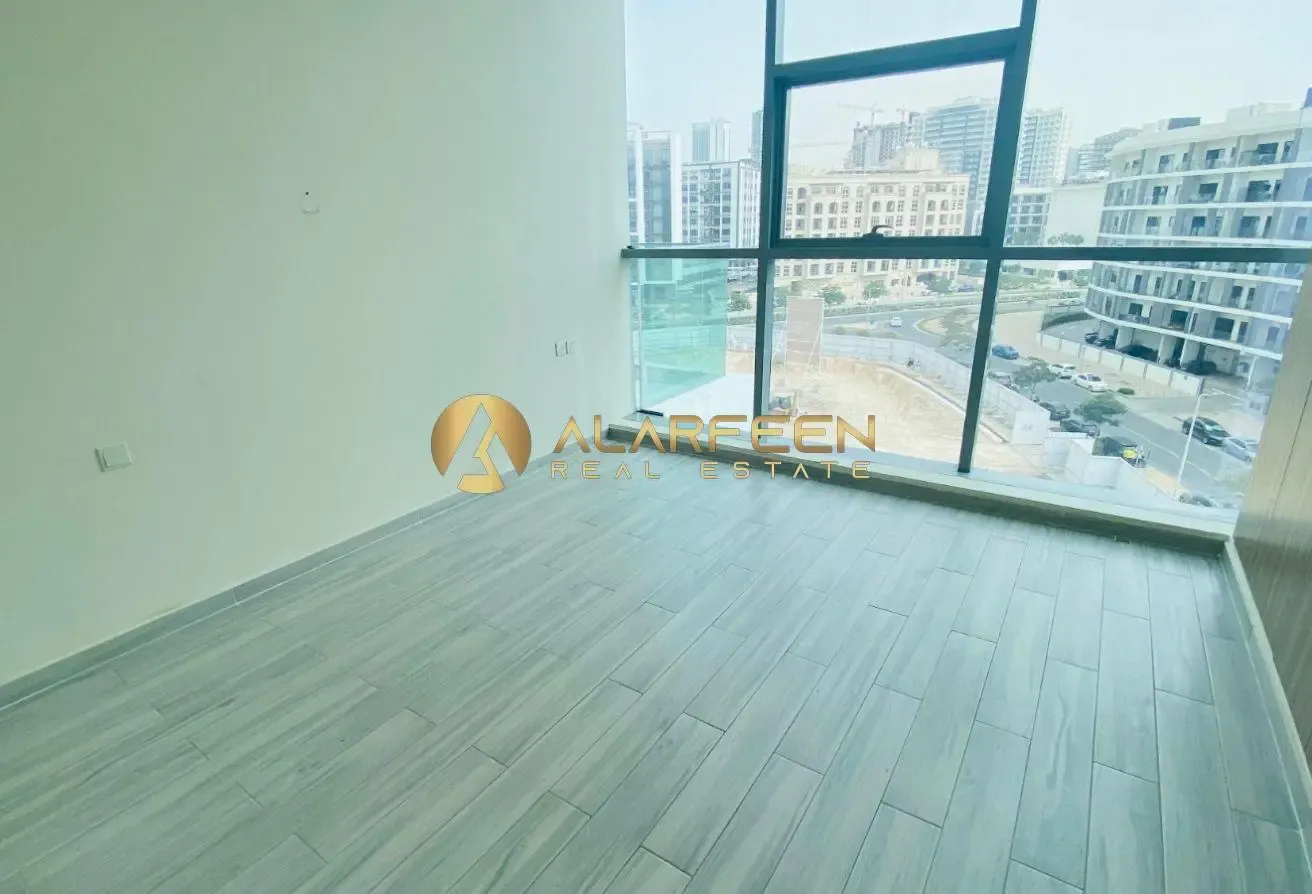 Bright & Airy 2 BR | Spacious | Great Amenities