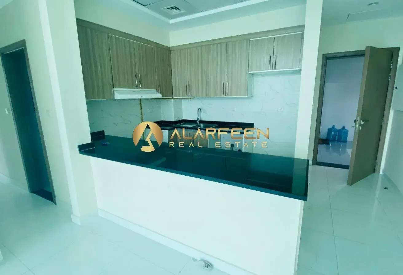 Bright & Airy 2 BR | Spacious | Great Amenities