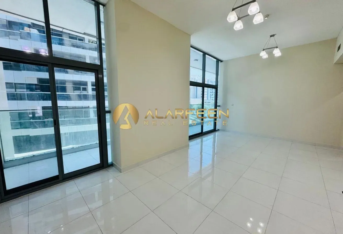 Elegant 1 B R | Spacious Layout | Great Price