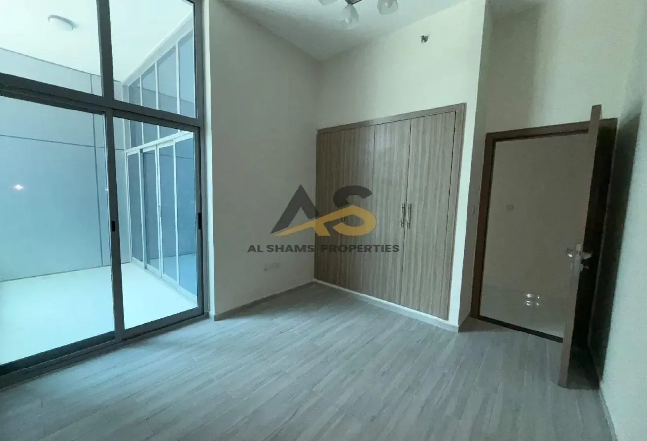 ONE CALL | ONE AGENT | MULTIPLE OPTIONS IN ARJAN
