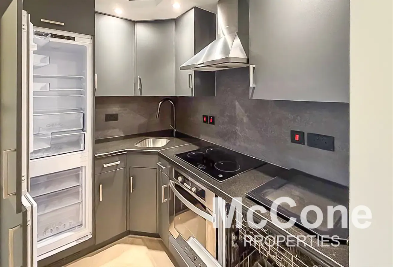 Upgraded | Hot Deal | Balcony | Genuine Listing