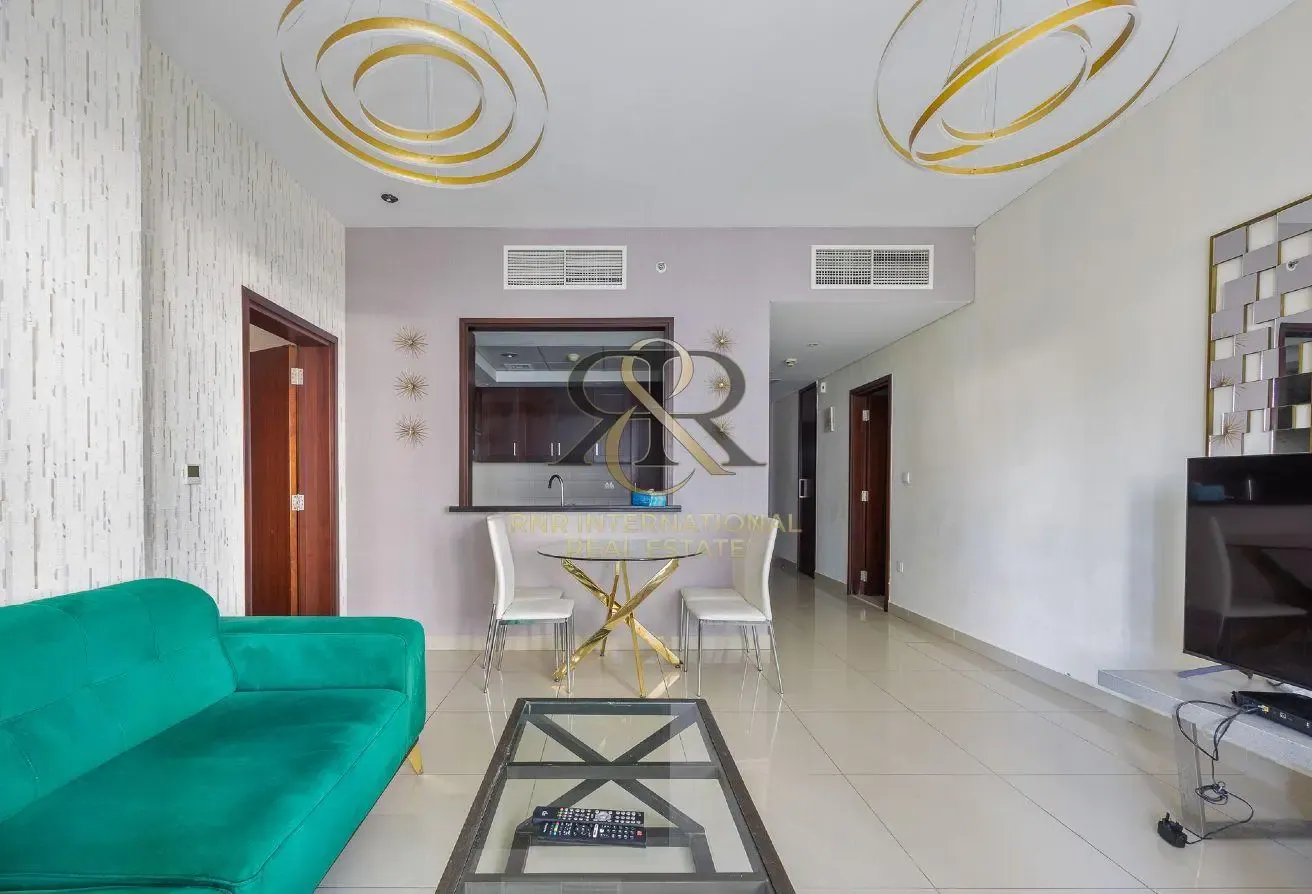 Furnished 1BR | Mid Floor | Available Now