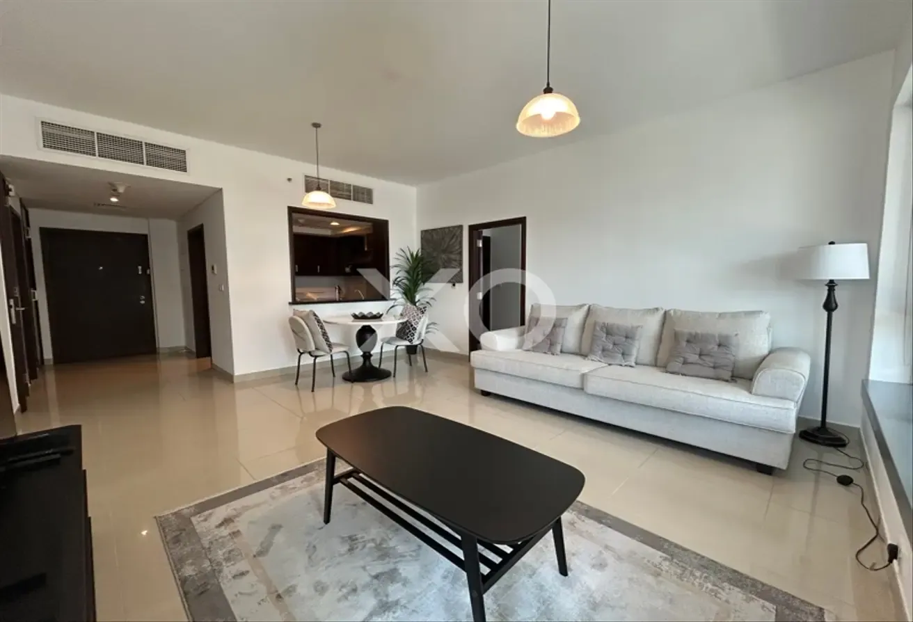 Vacant | Fully Furnished | Boulevard View