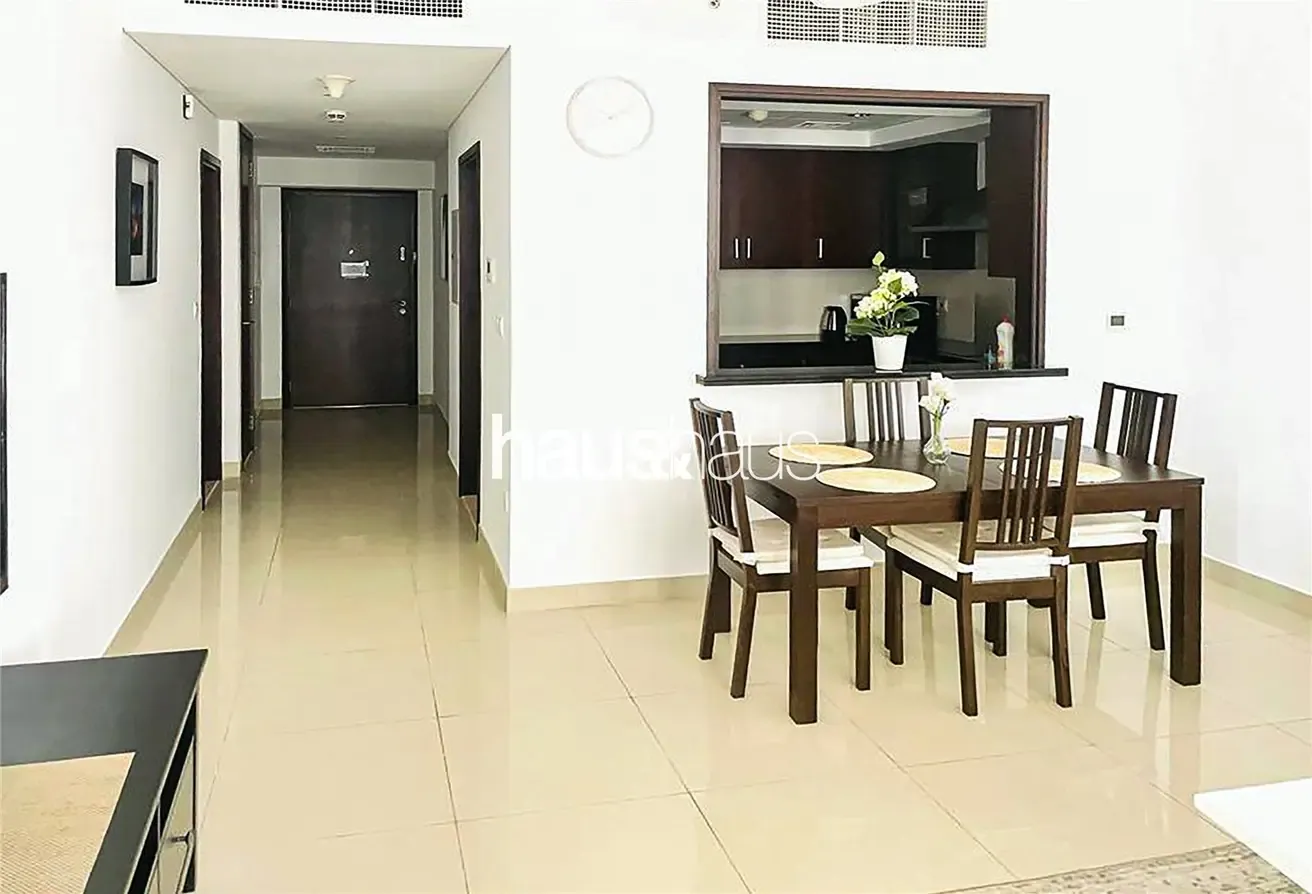 Ready to Move In | Contemporary | Suite 6 Layout