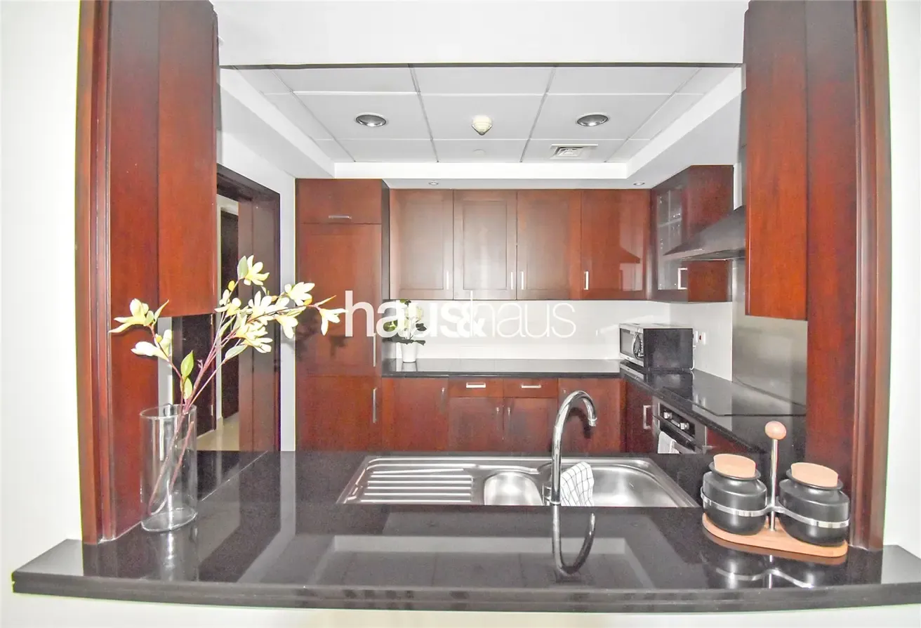 Ready to Move In | Contemporary | Suite 6 Layout