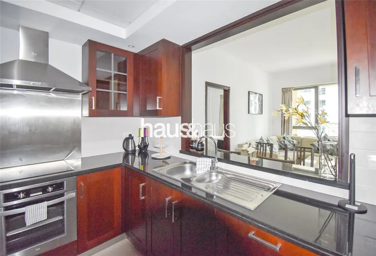 Ready to Move In | Contemporary | Suite 6 Layout