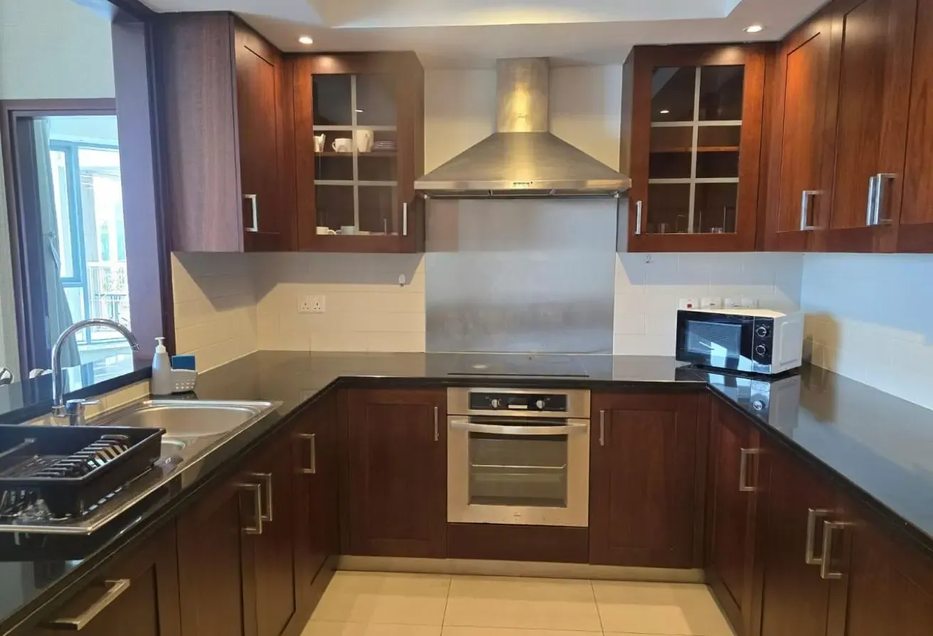 Furnished | High Floor | Fountain View | Vacant