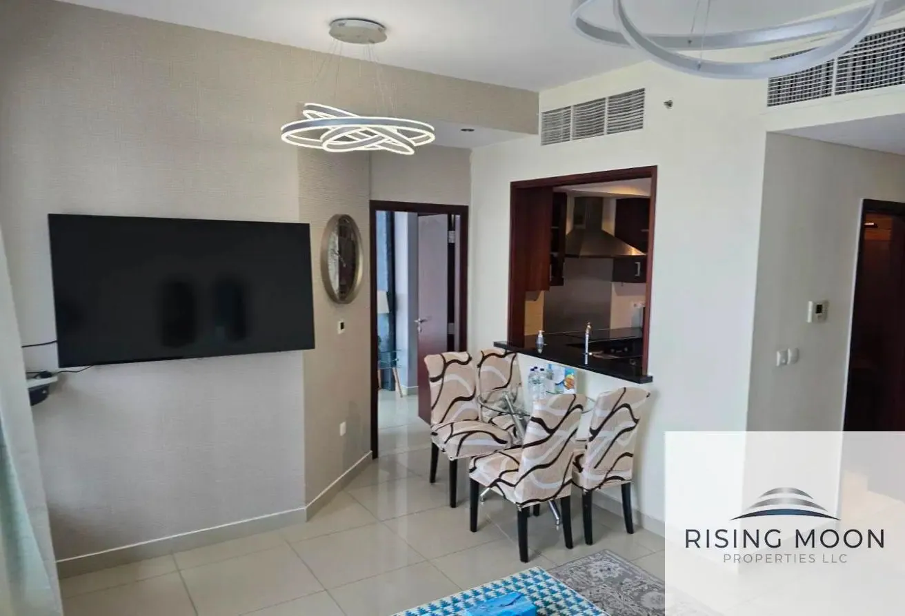 FULLY FURNISHED 1BR ON HIGHER FLOOR FOR RENT