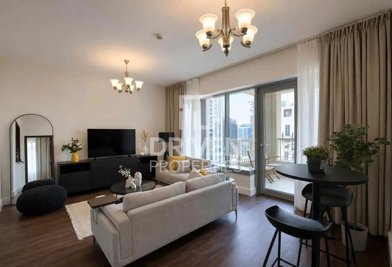 Fully Upgrded | Boulevard View | Elegant Unit