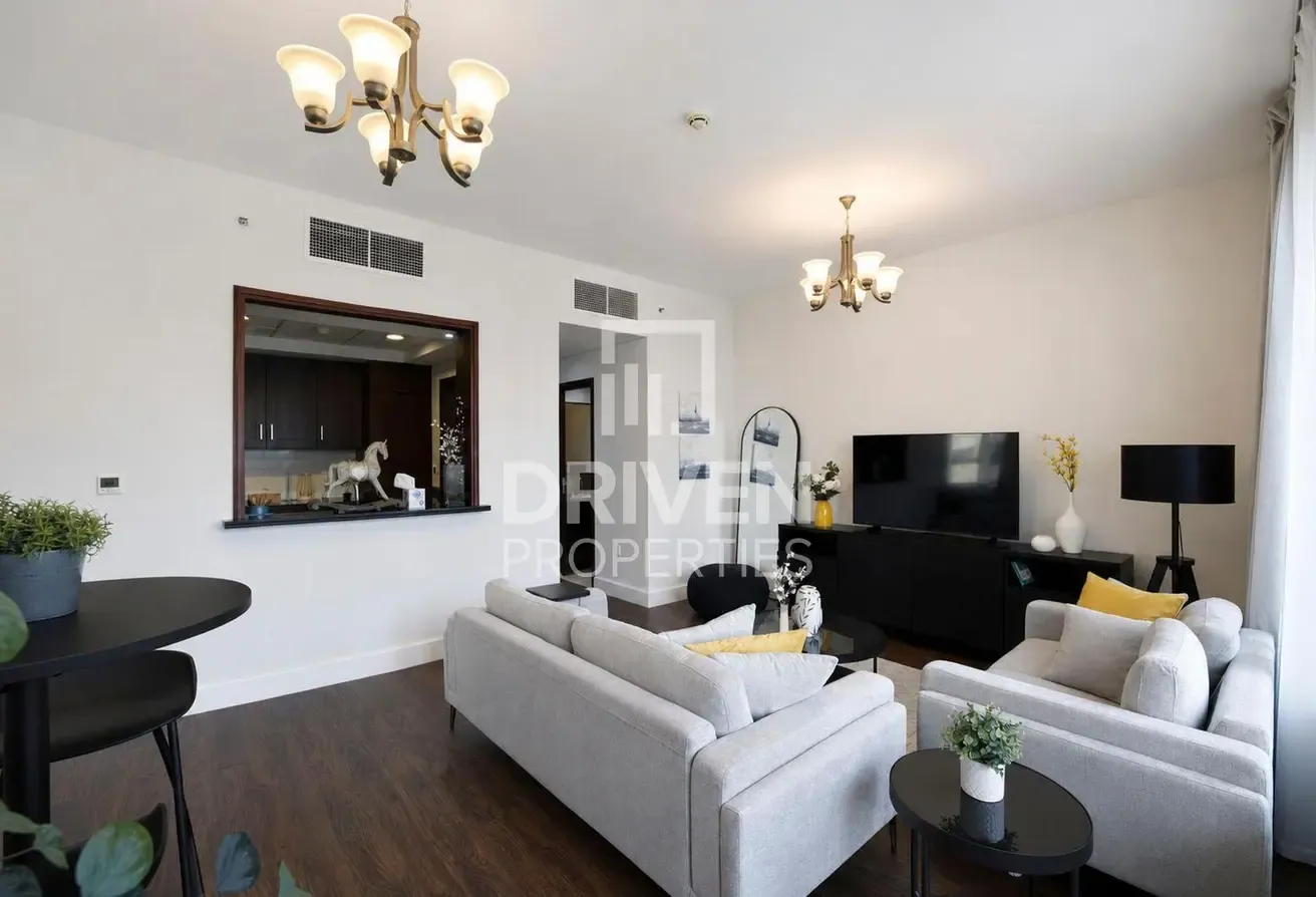 Fully Upgrded | Boulevard View | Elegant Unit