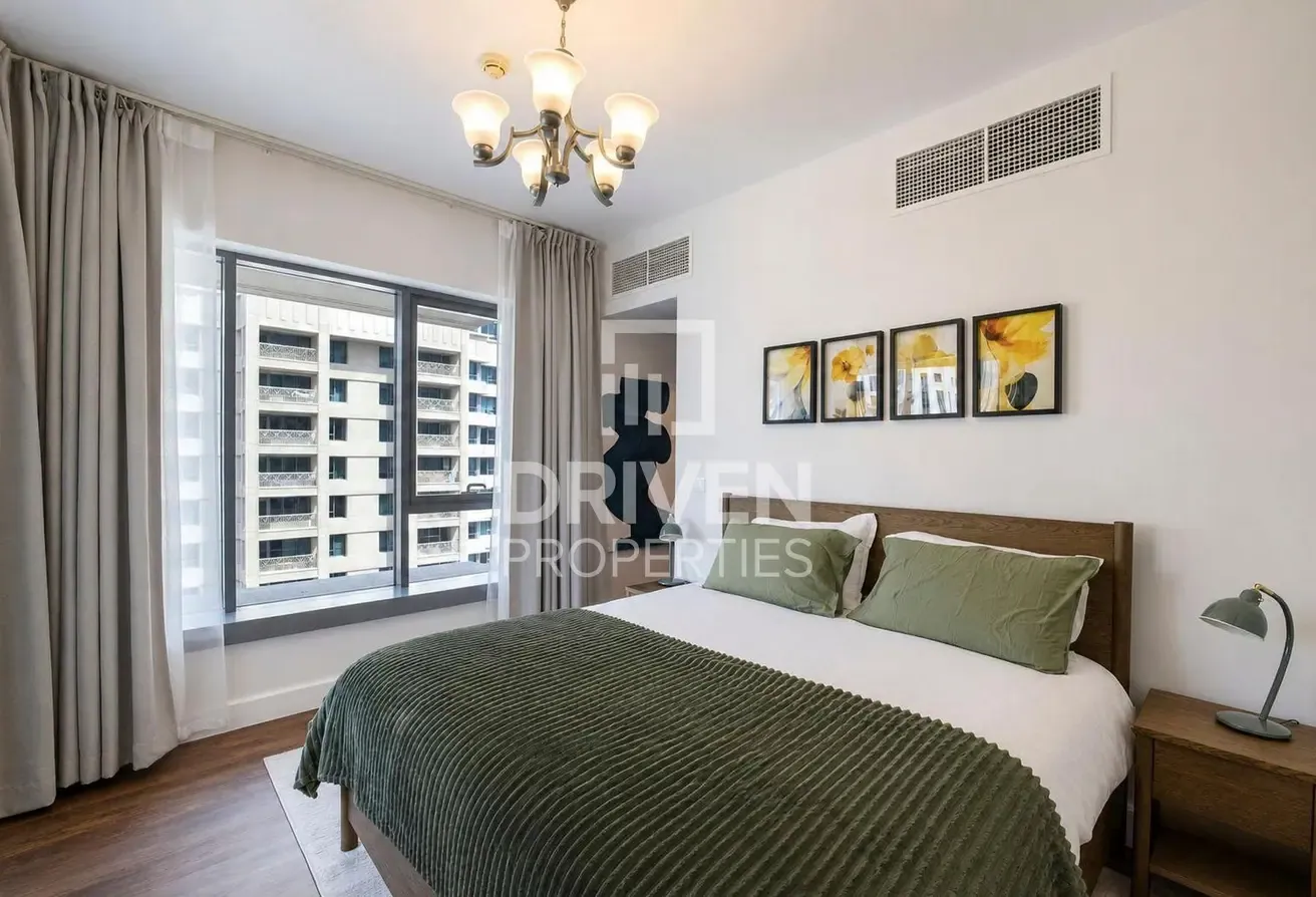 Fully Upgrded | Boulevard View | Elegant Unit