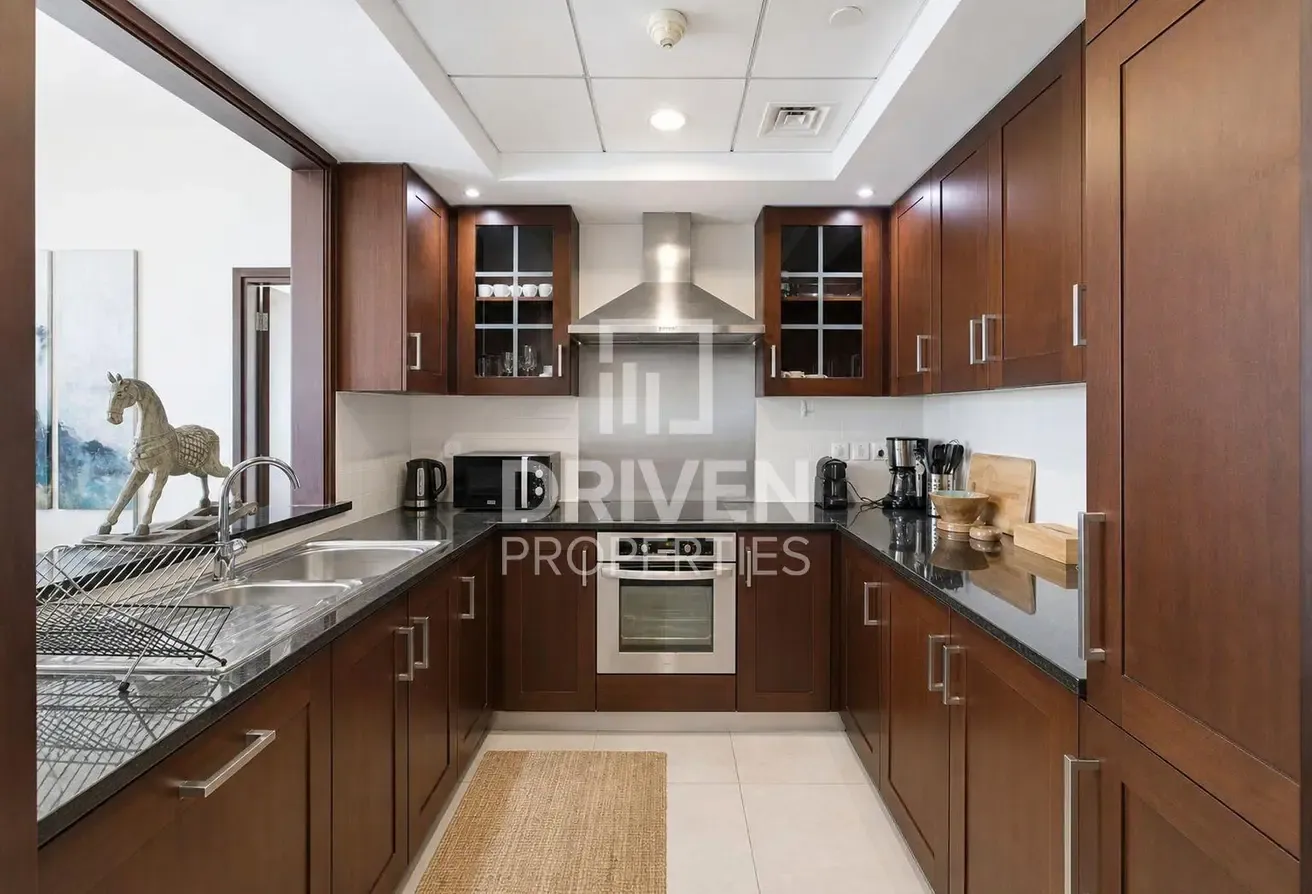 Fully Upgrded | Boulevard View | Elegant Unit