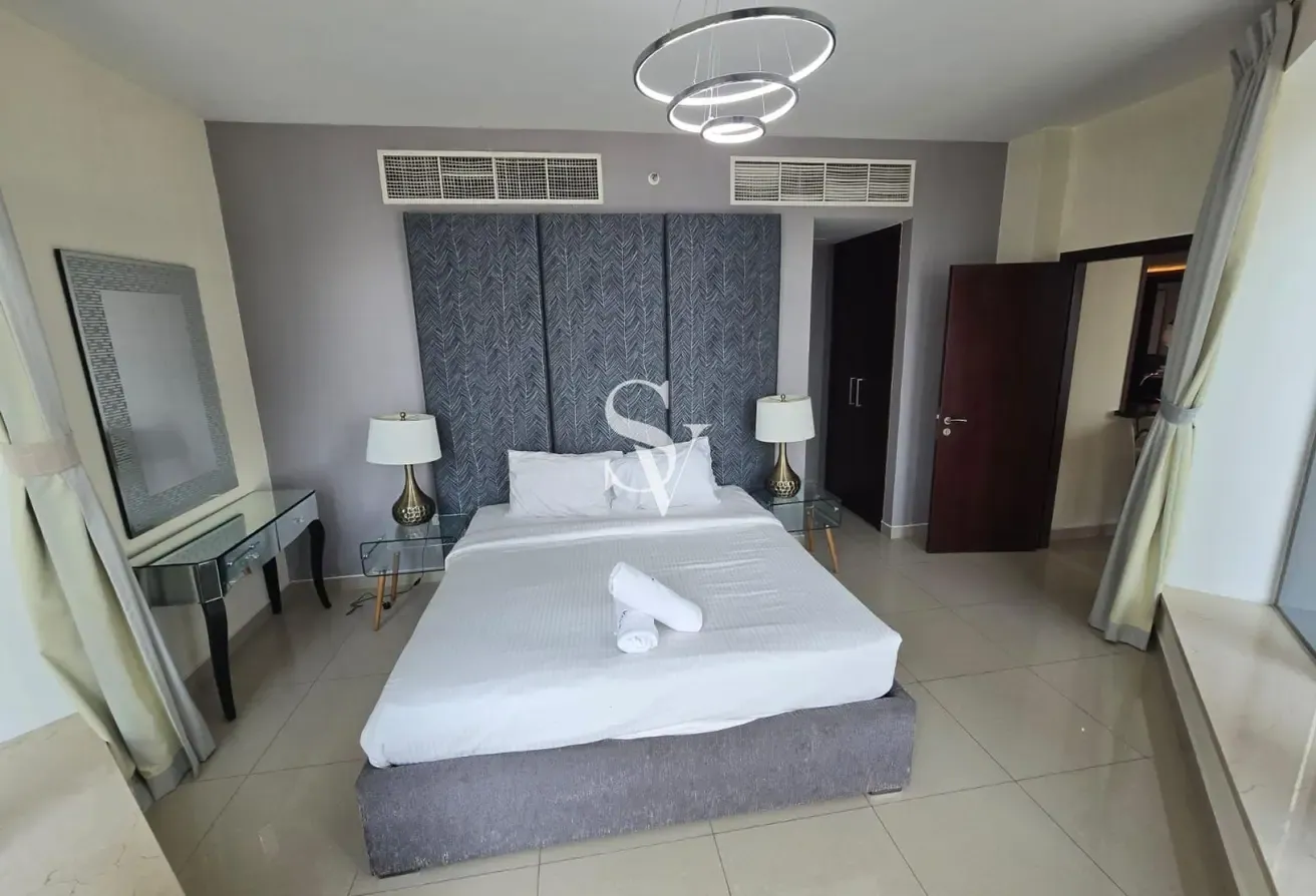 HIGH FLOOR | SKYLINE VIEWS |  FURNISHED