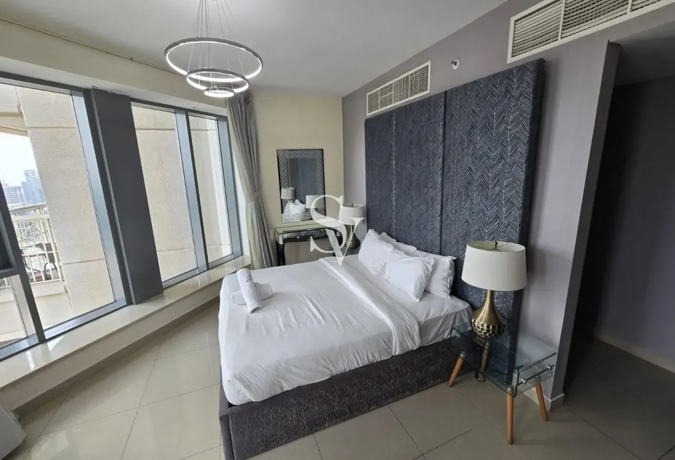 HIGH FLOOR | SKYLINE VIEWS |  FURNISHED