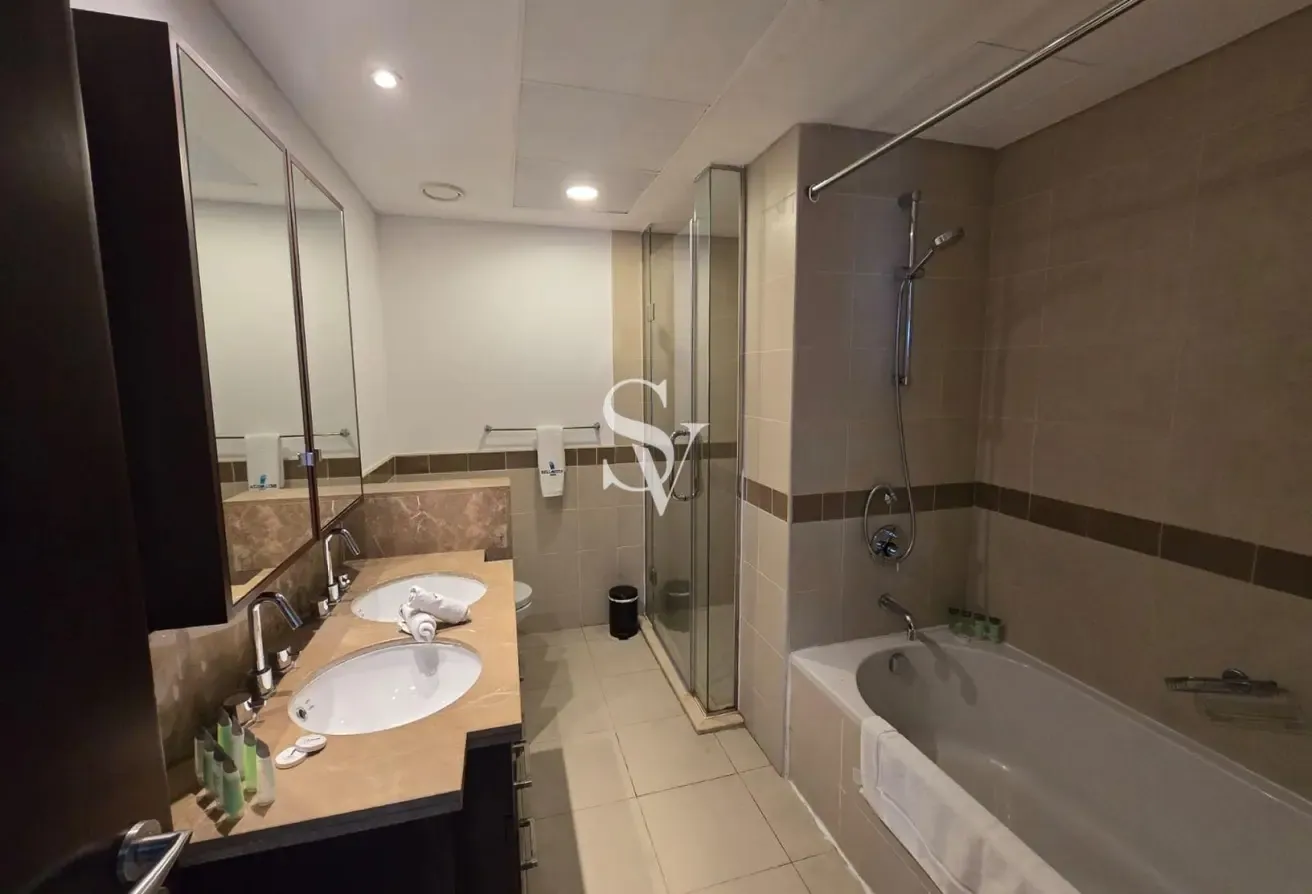 HIGH FLOOR | SKYLINE VIEWS |  FURNISHED