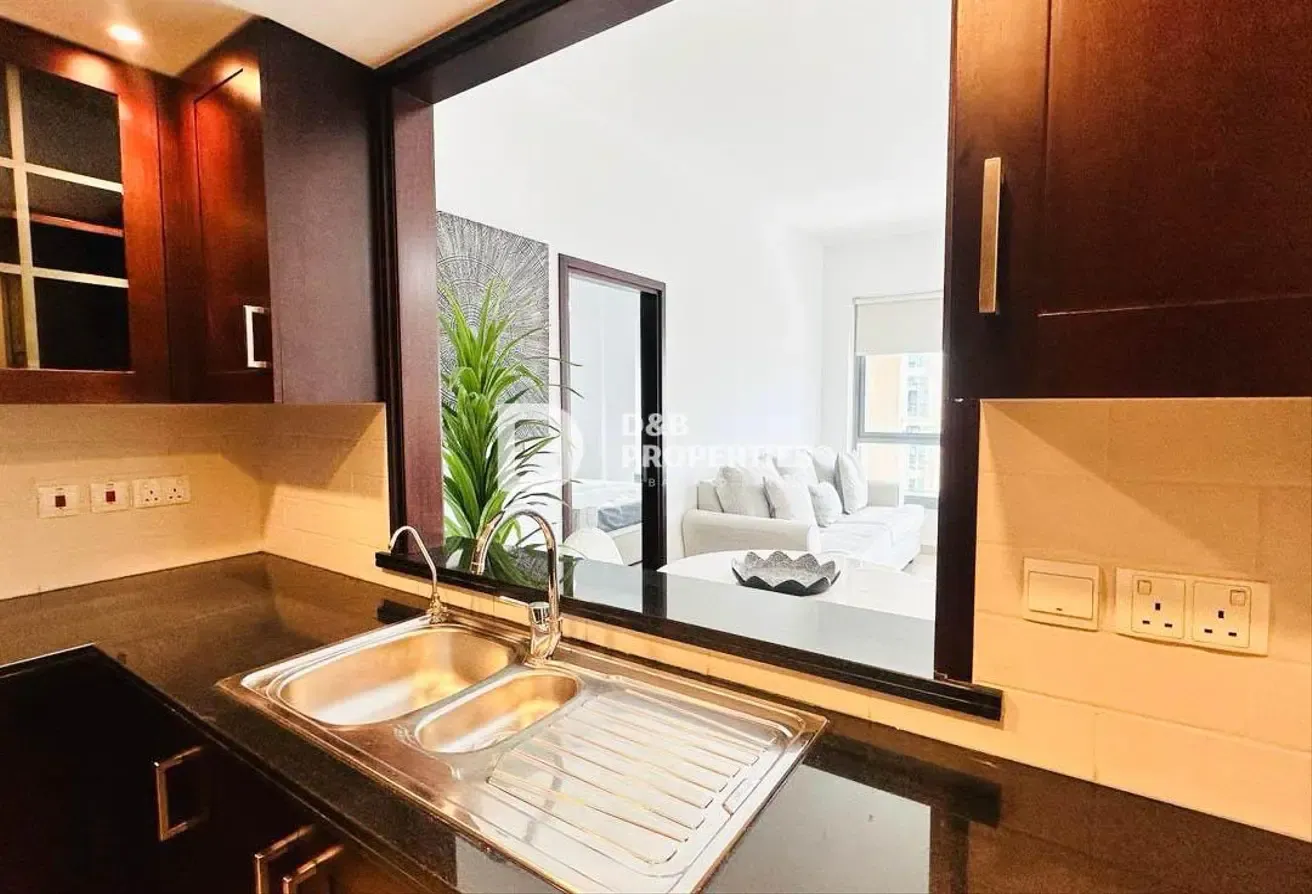 Fully Furnished | Community Views | Downtown