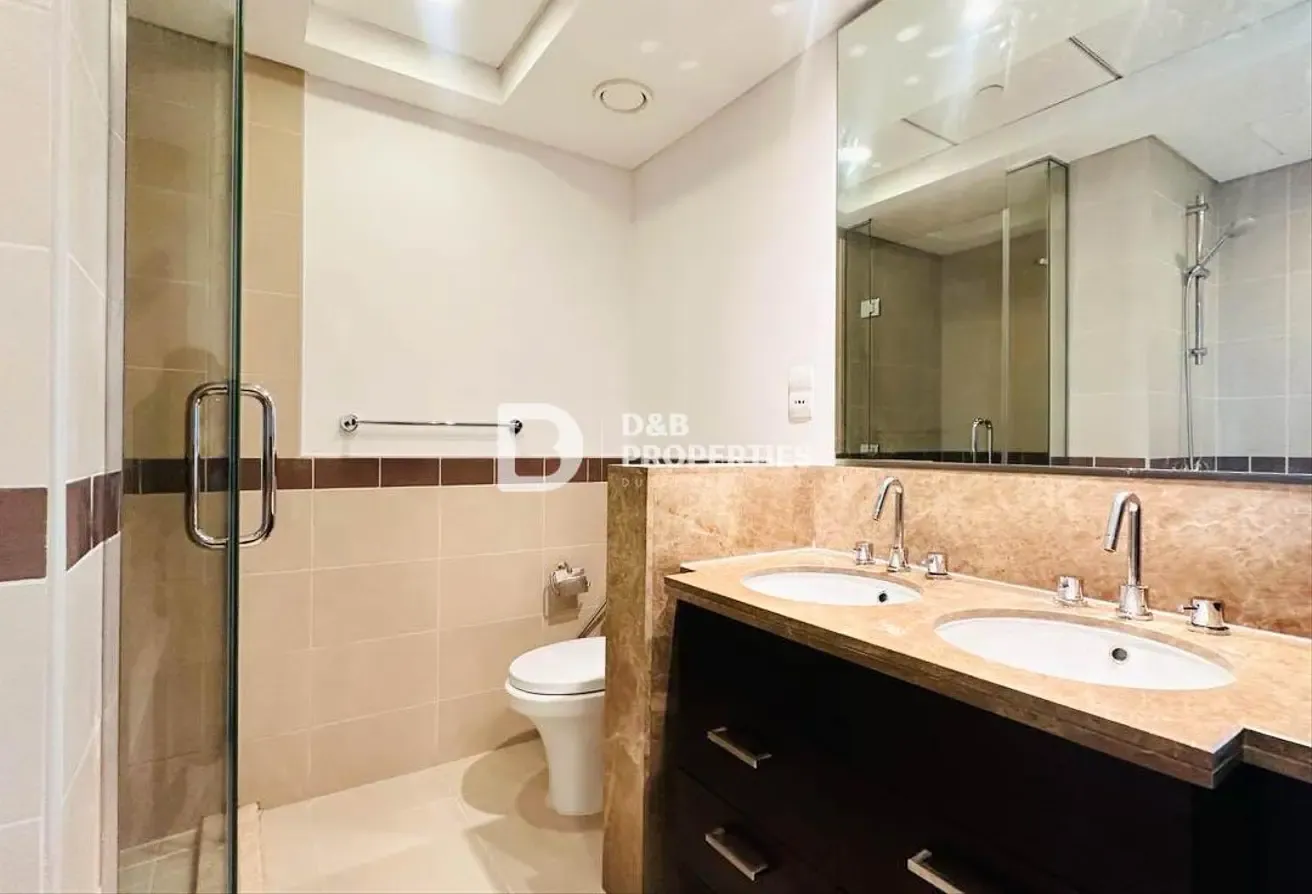 Fully Furnished | Community Views | Downtown