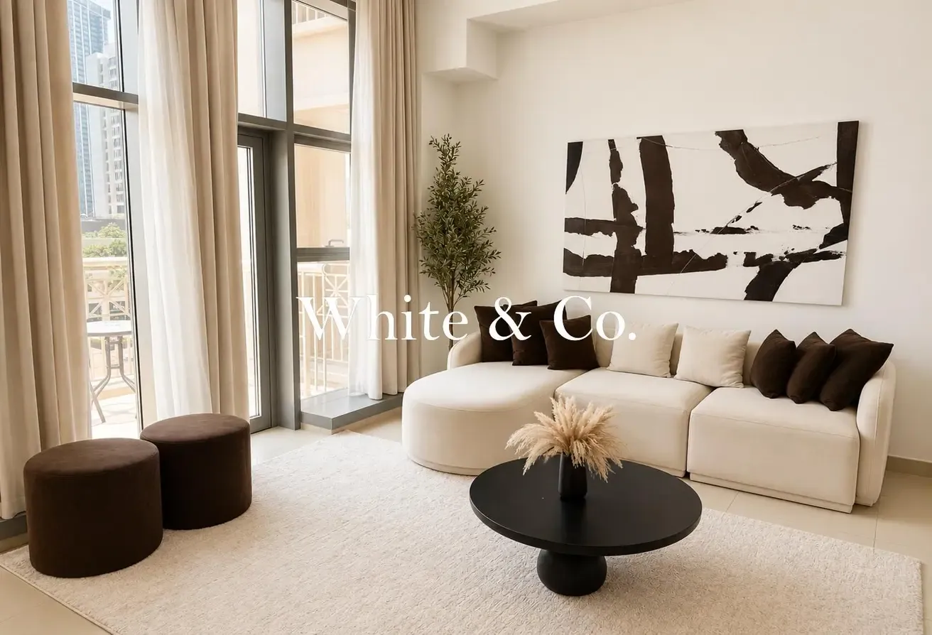 Upgraded | Fully Furnished | Blvd view