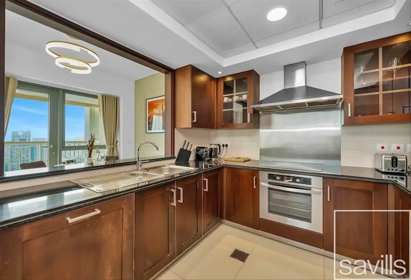 Skyline Views | Modern Living | Downtown Gem