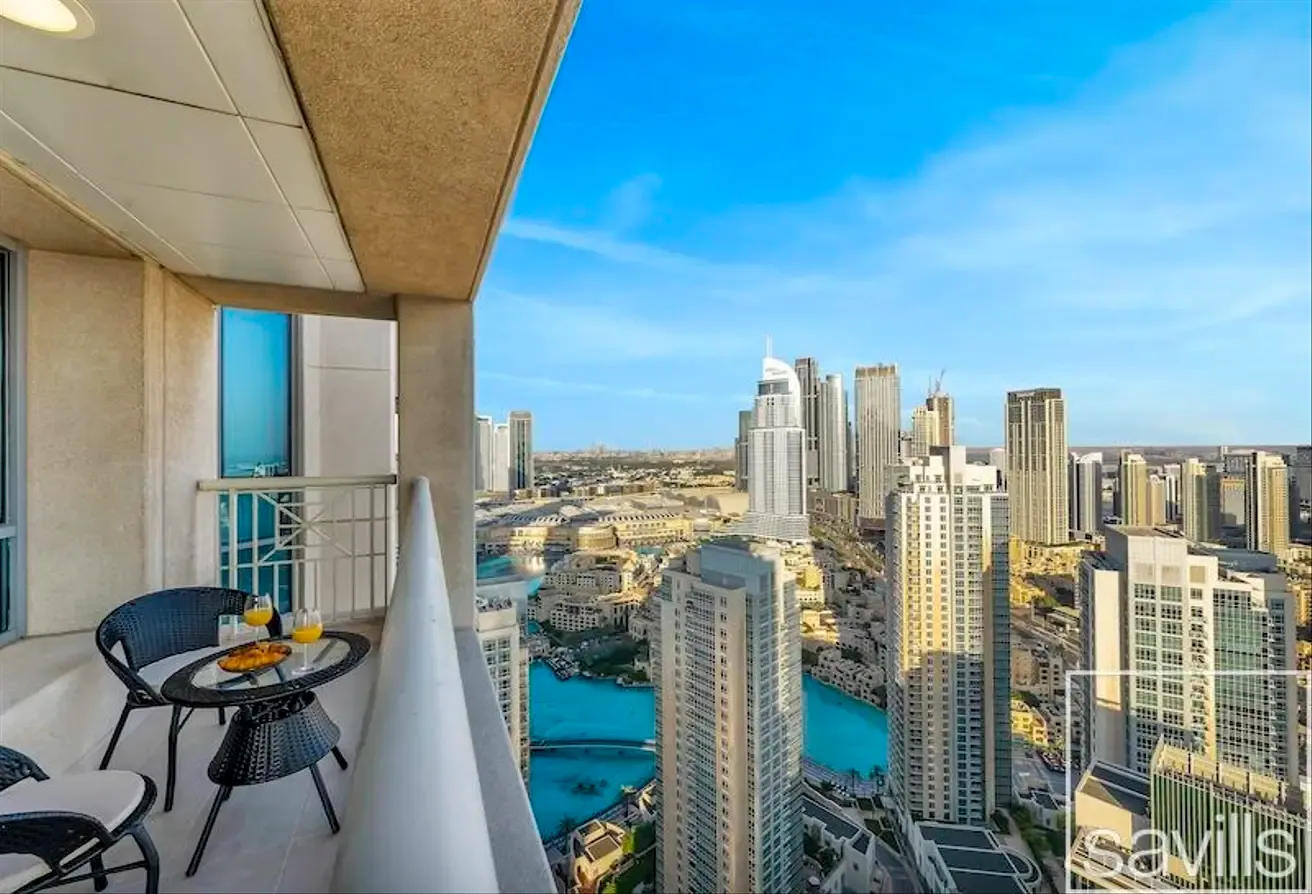 Skyline Views | Modern Living | Downtown Gem