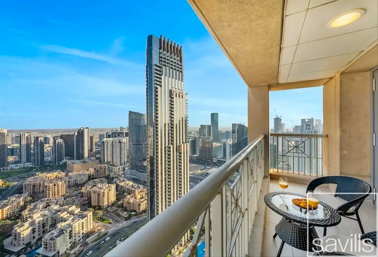 Skyline Views | Modern Living | Downtown Gem