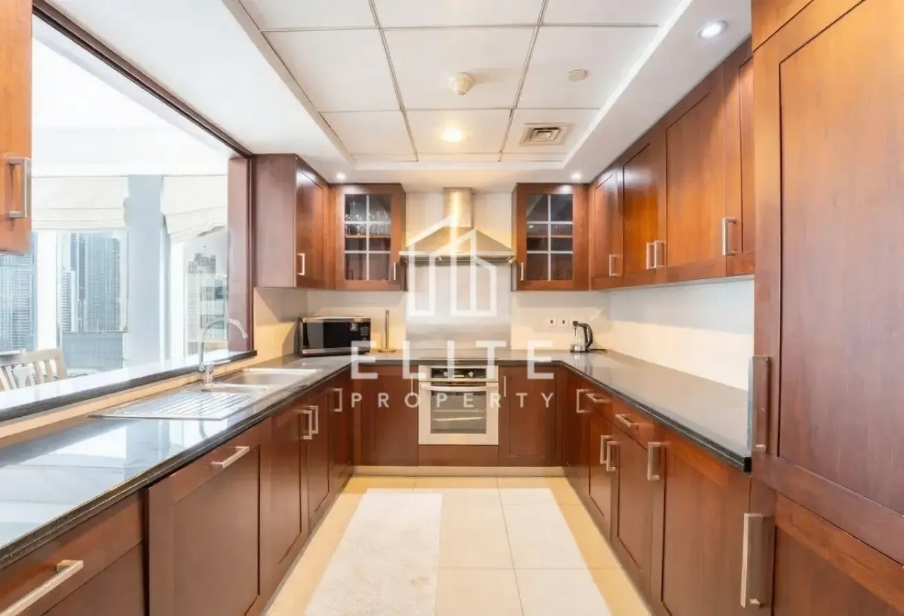 Spacious 2BR | High Floor | Burj Khalifa View