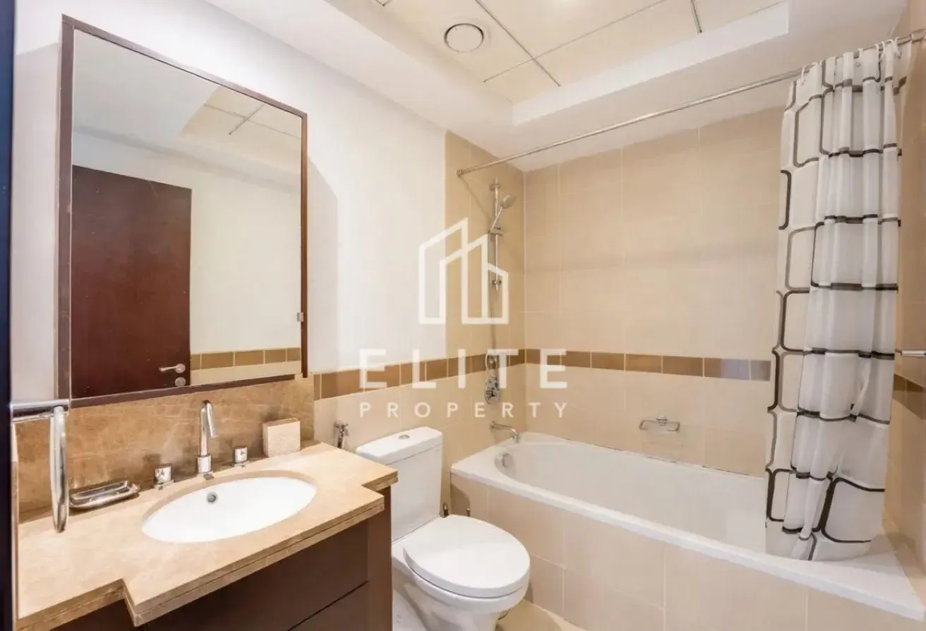 Spacious 2BR | High Floor | Burj Khalifa View