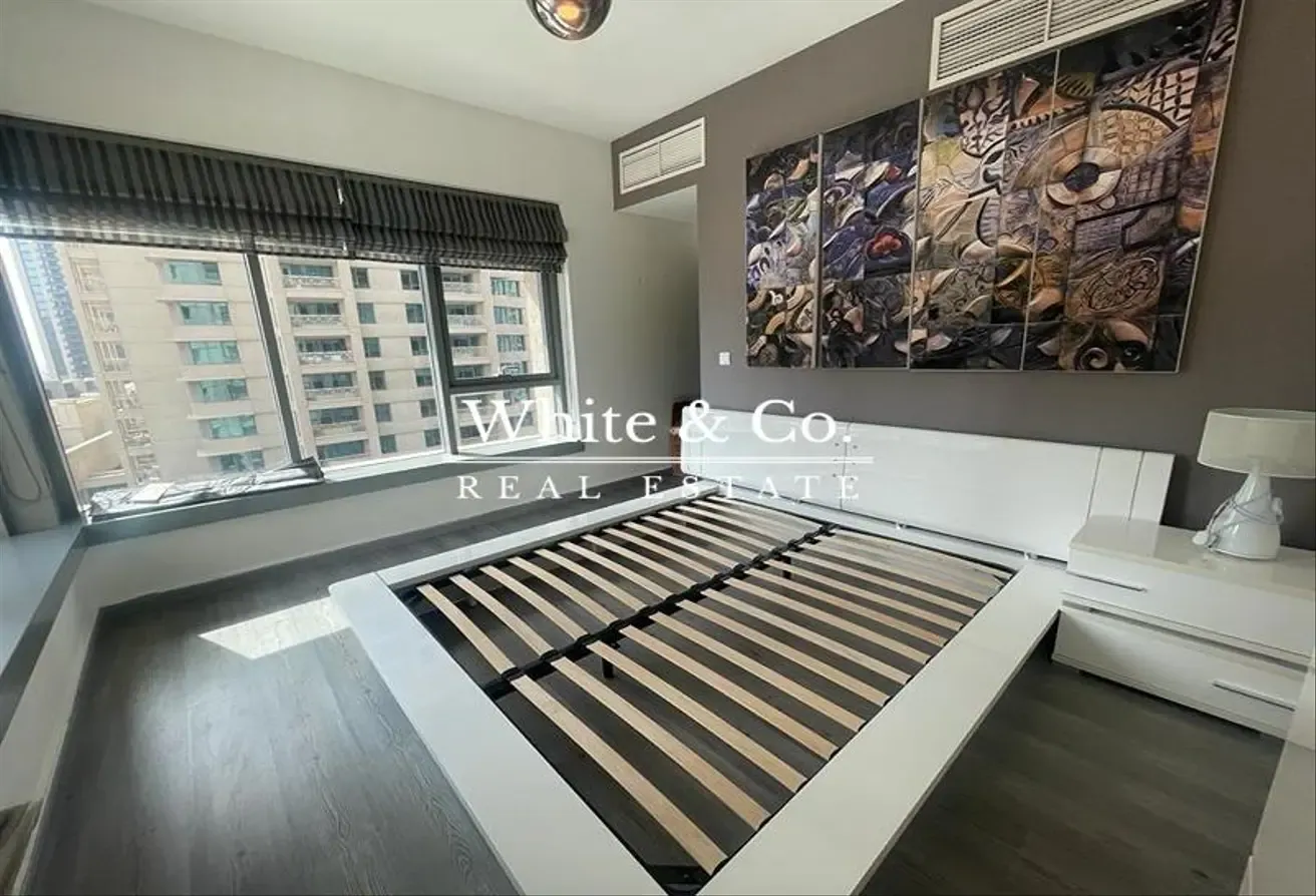 FULLY FURNISHED | UPGRADED | CHILLER FREE