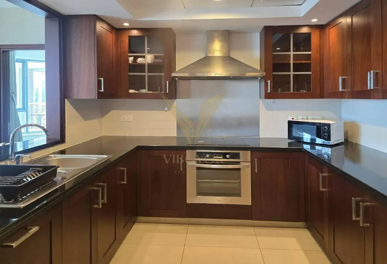 Fountain Views | High Floor | Furnished | Vacant