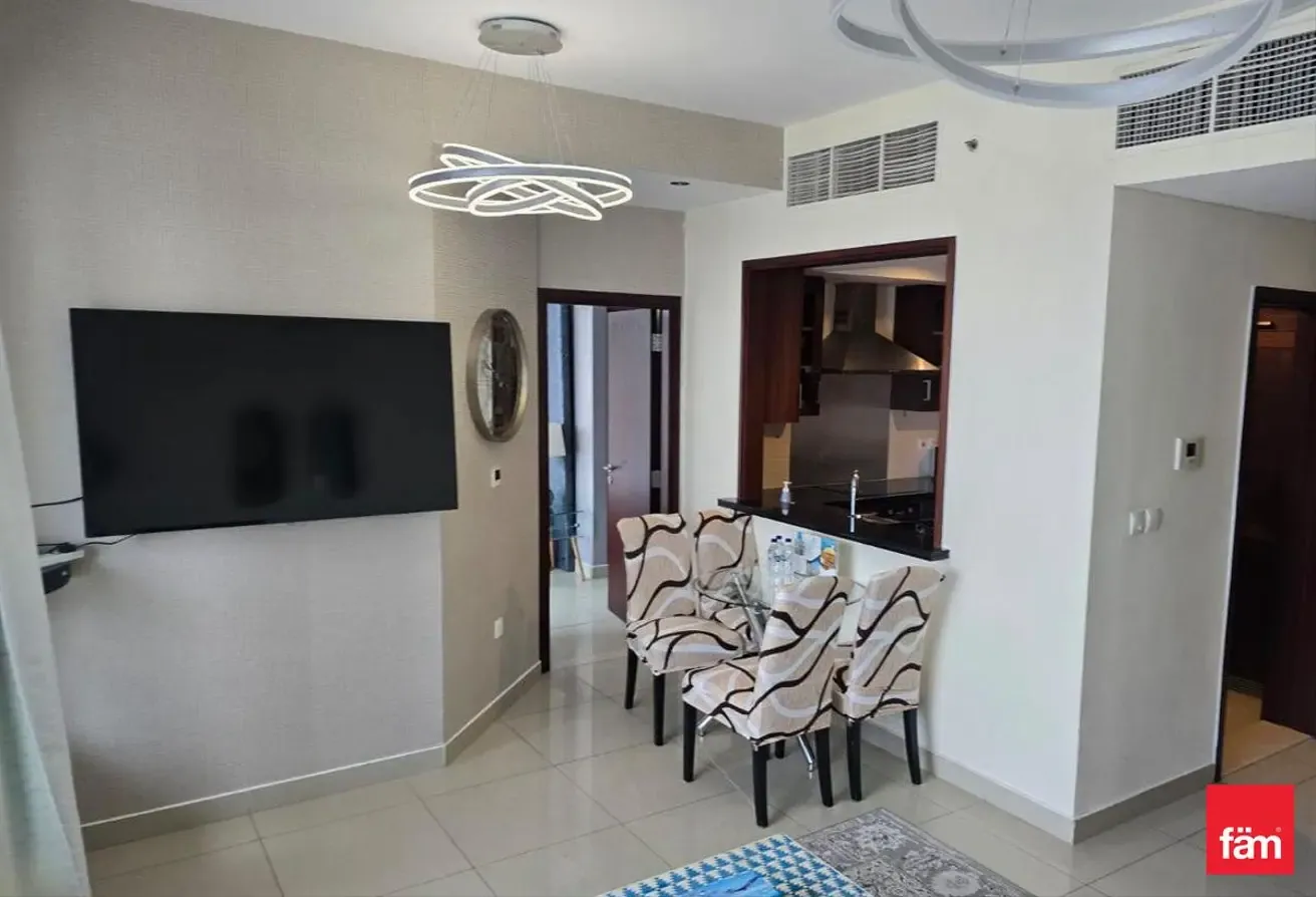 Furnished | Vacant | High Floor | Fountain View