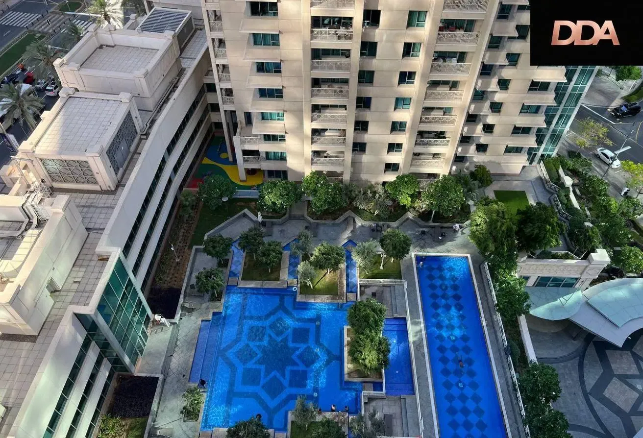 BRIGHT 1BR | BURJ VIEW | PRIME LOCATION | FOR RENT