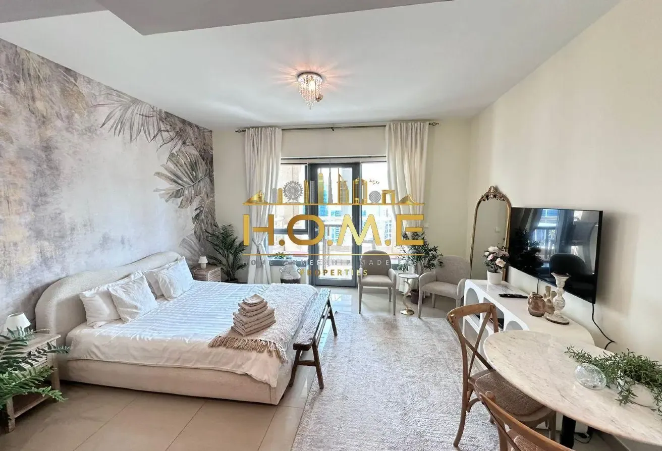 Fully Furnished | Ready to Move | Downtown Living