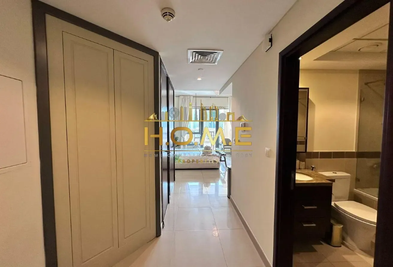 Fully Furnished | Ready to Move | Downtown Living