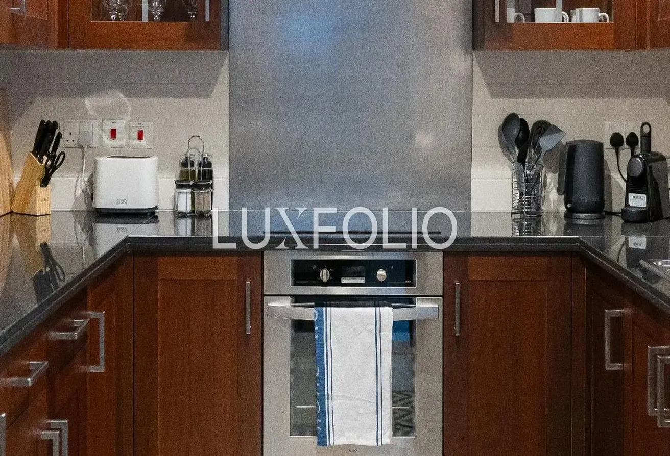 Burj Khalifa View | High Floor | Modern