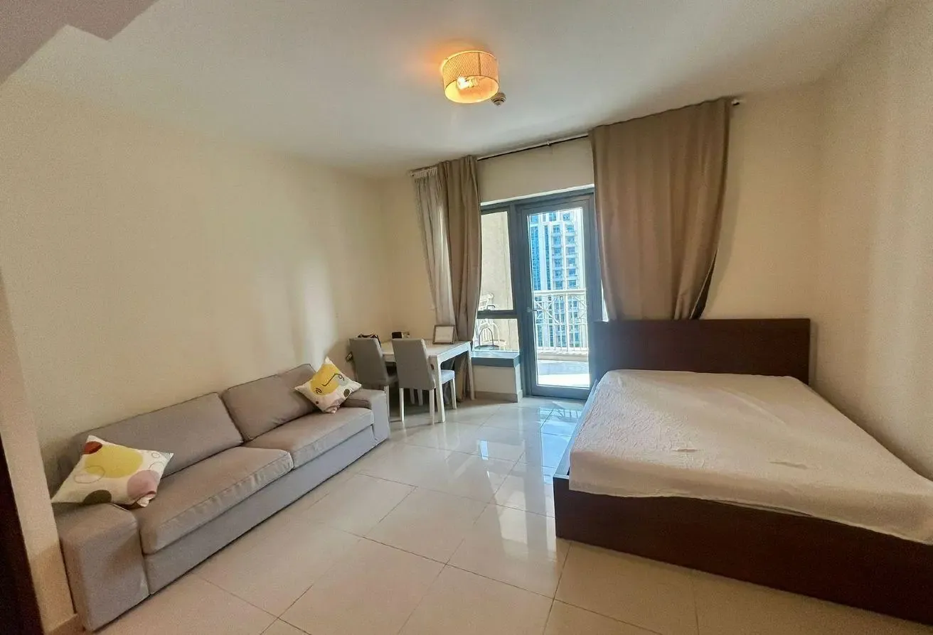 Luxury Furnished Studio | Boulevard View