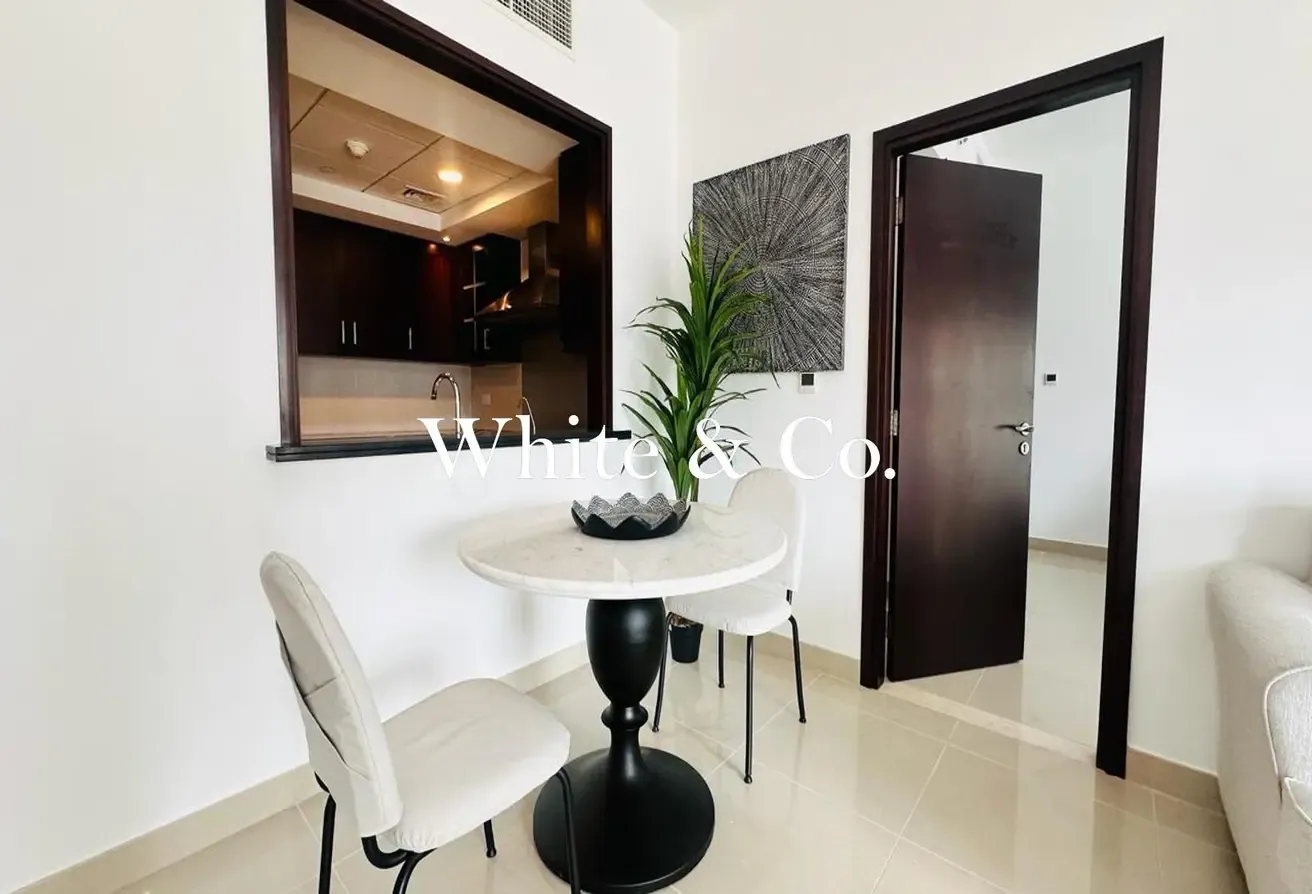 Best Layout l Brand New l Bright & Spacious