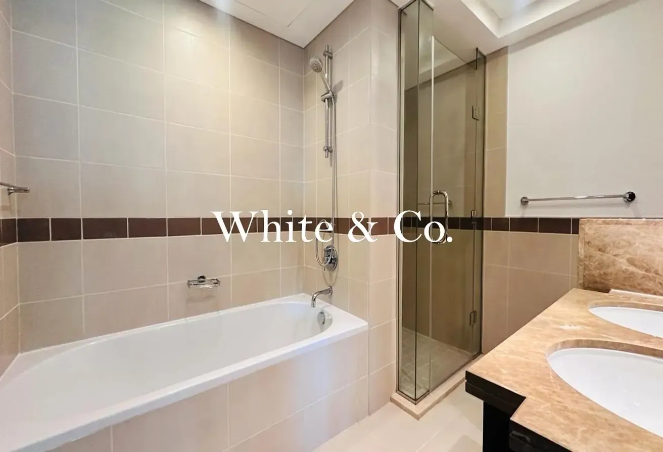 Best Layout l Brand New l Bright & Spacious
