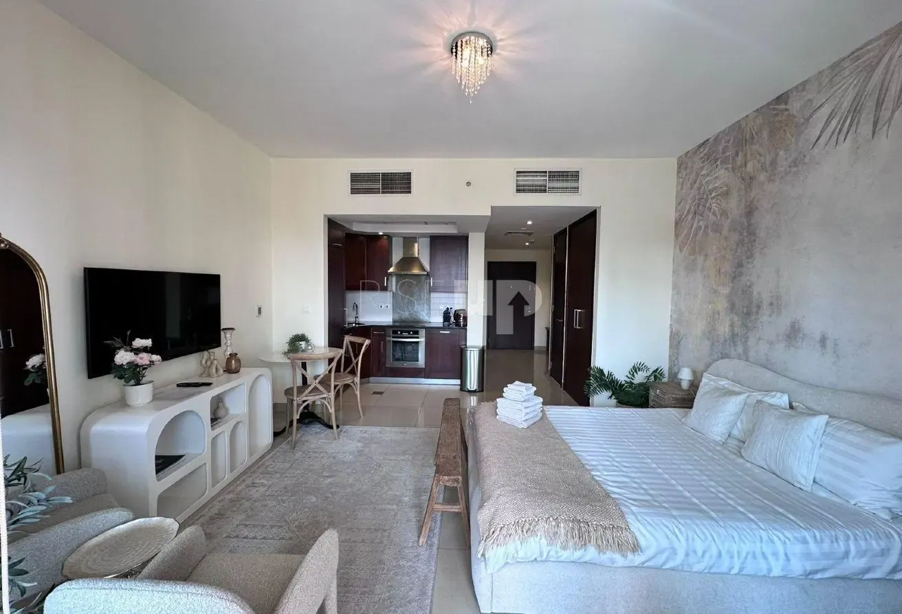 Fully furnished | Prime location | Cozy unit