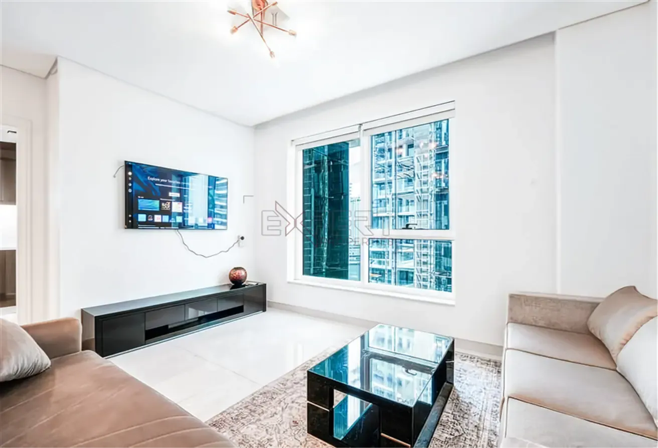 Fully Furnished | Bright & Spacious | Canal Views
