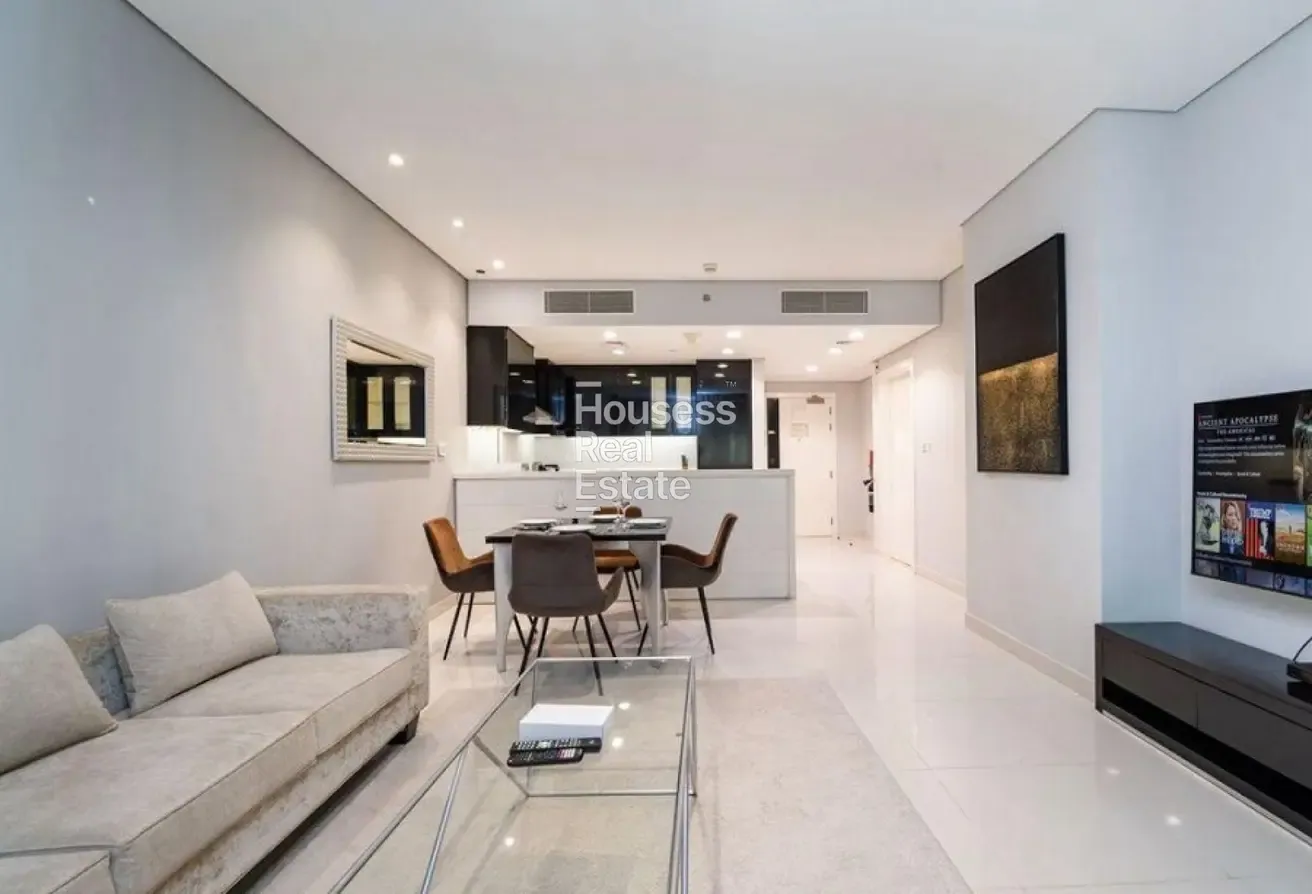 Canal View | High Floor | Vacant