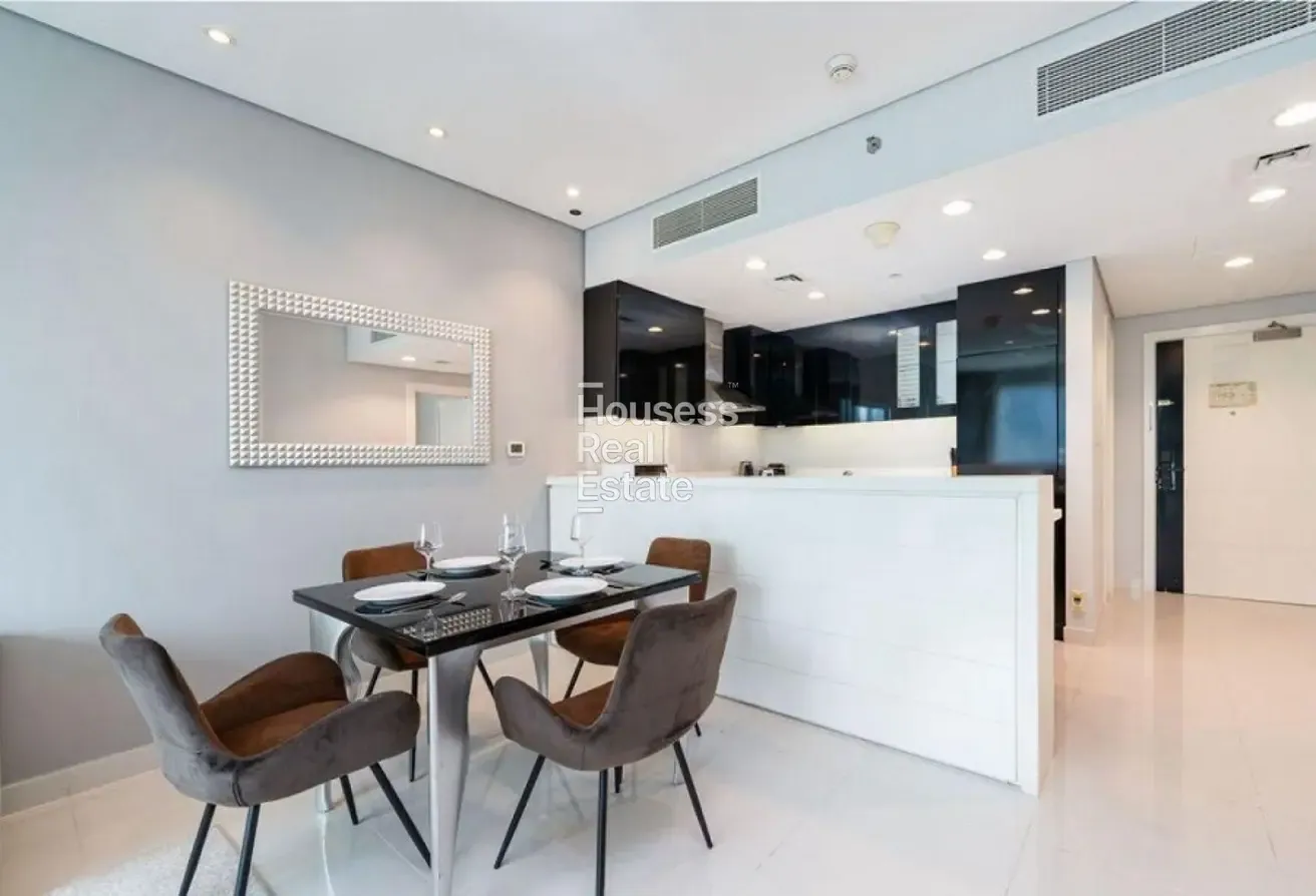 Canal View | High Floor | Vacant