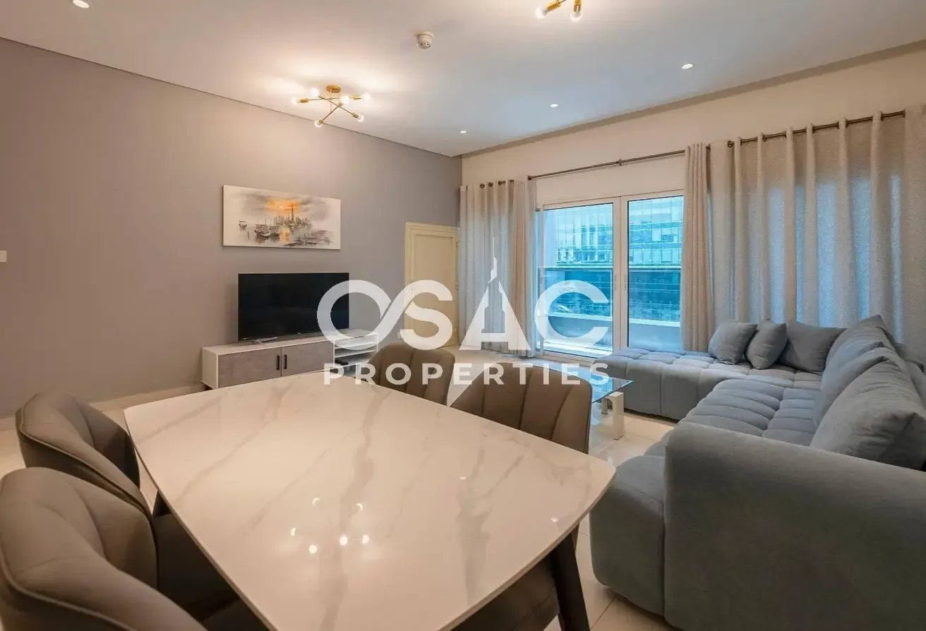 Mid Floor | Fully Furnished 1BR | Large Layout
