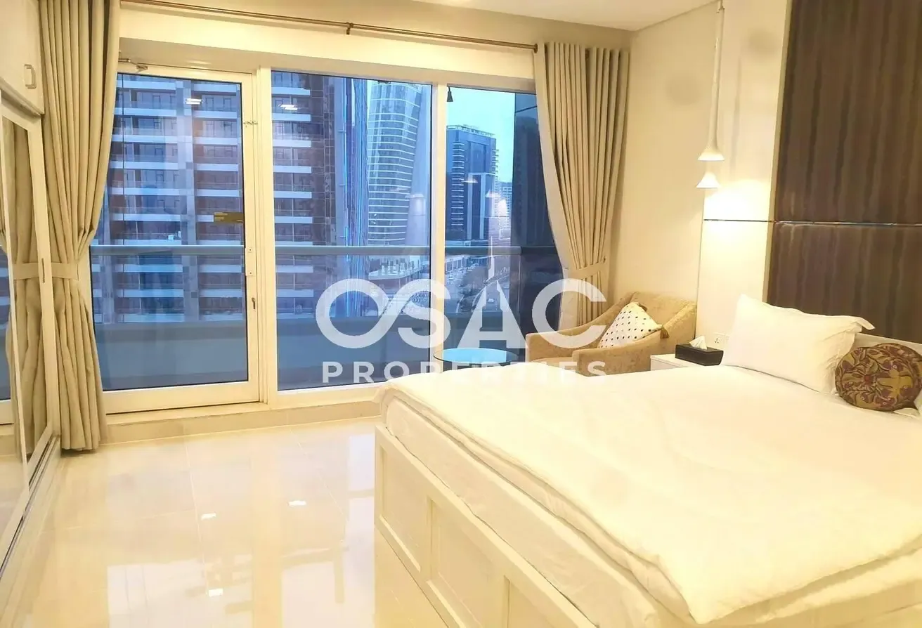 Mid Floor | Fully Furnished 1BR  | Large Layout