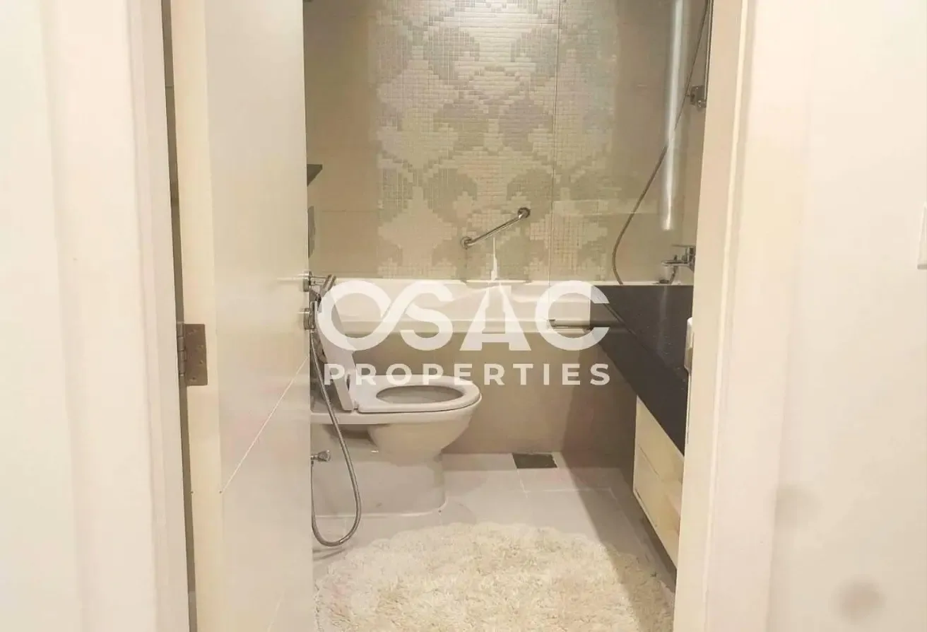 Mid Floor | Fully Furnished 1BR  | Large Layout