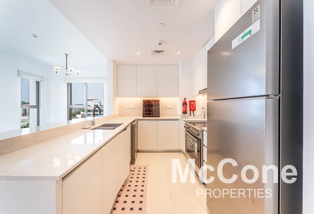Spacious | Marsa Al Arab View | Low Floor